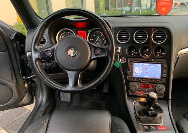 Alfa Romeo 159 cena 24850 przebieg: 264700, rok produkcji 2011 z Kraków małe 562